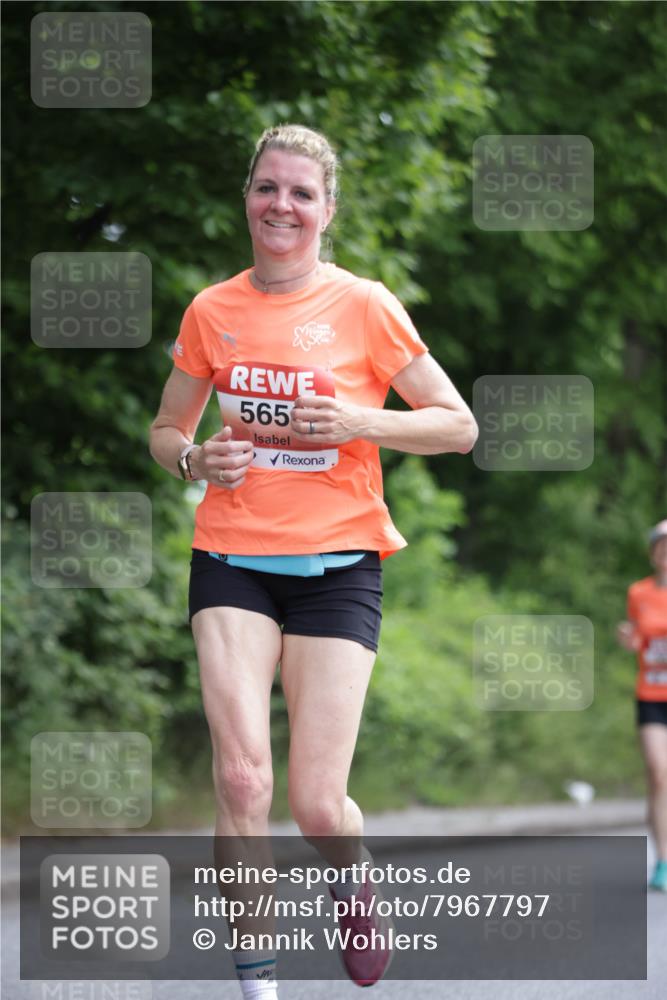 15.06.2025 - REWE Women's Run Jannik Wohlers http://msf.ph/oto/7967797 15.06.2025 10:02:56 Laufen 565 meine-sportfotos.de