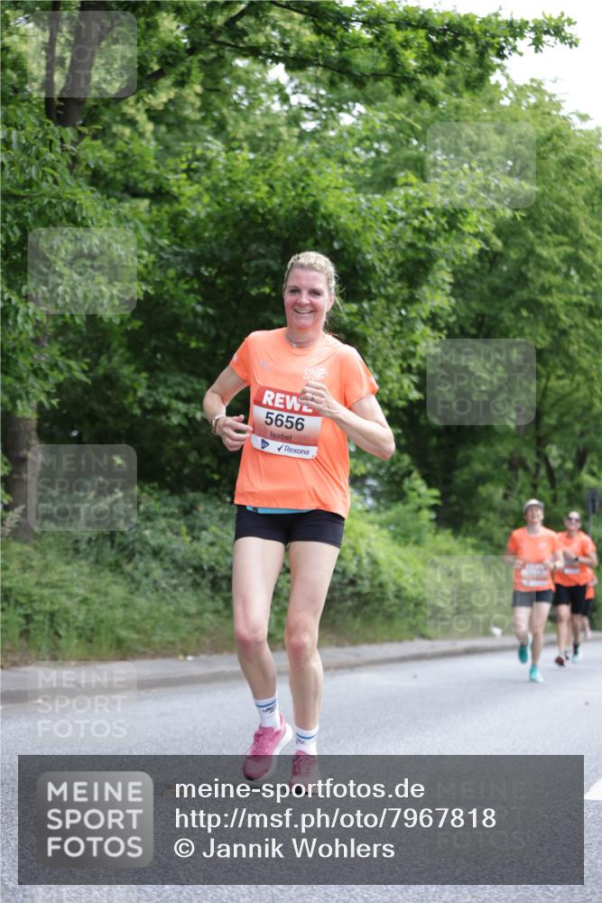 15.06.2025 - REWE Women's Run Jannik Wohlers http://msf.ph/oto/7967818 15.06.2025 10:02:56 Laufen 5656 meine-sportfotos.de