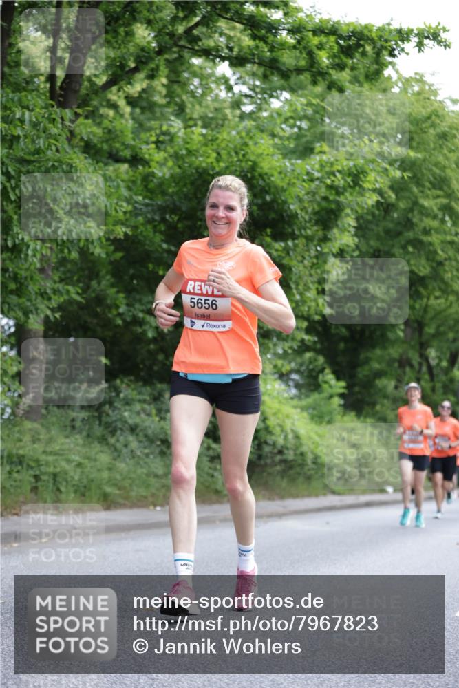 15.06.2025 - REWE Women's Run Jannik Wohlers http://msf.ph/oto/7967823 15.06.2025 10:02:56 Laufen 5656 meine-sportfotos.de