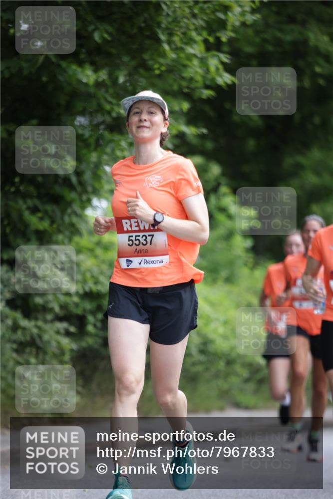15.06.2025 - REWE Women's Run Jannik Wohlers http://msf.ph/oto/7967833 15.06.2025 10:02:59 Laufen 5537 meine-sportfotos.de