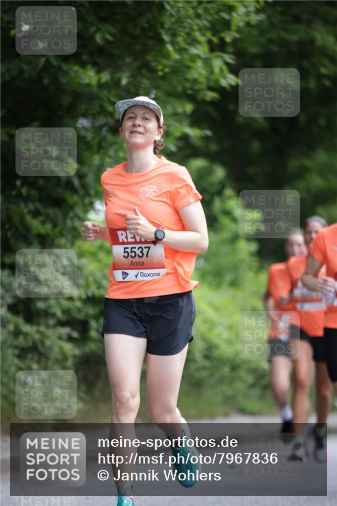 15.06.2025 - REWE Women's Run Jannik Wohlers http://msf.ph/oto/7967836 15.06.2025 10:02:59 Laufen 5537 meine-sportfotos.de