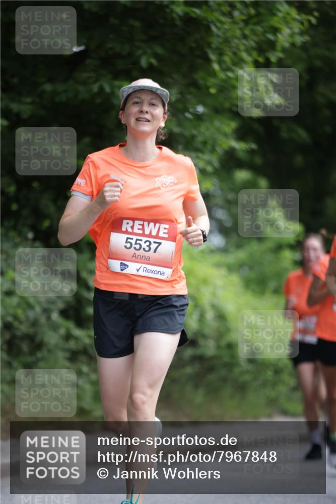 15.06.2025 - REWE Women's Run Jannik Wohlers http://msf.ph/oto/7967848 15.06.2025 10:02:59 Laufen 5537 meine-sportfotos.de