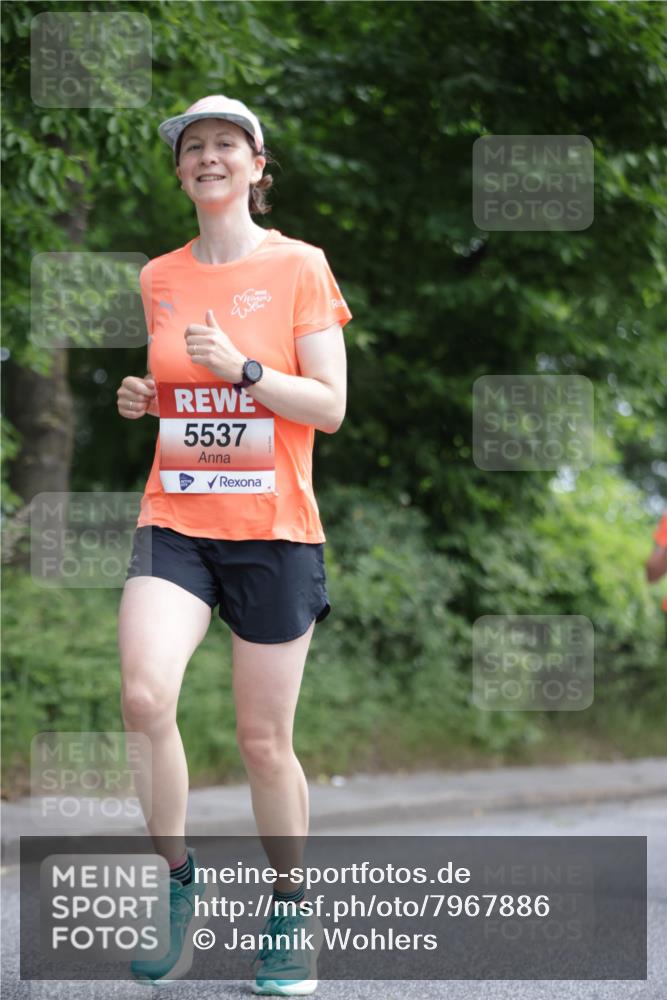 15.06.2025 - REWE Women's Run Jannik Wohlers http://msf.ph/oto/7967886 15.06.2025 10:03:00 Laufen 5537 meine-sportfotos.de