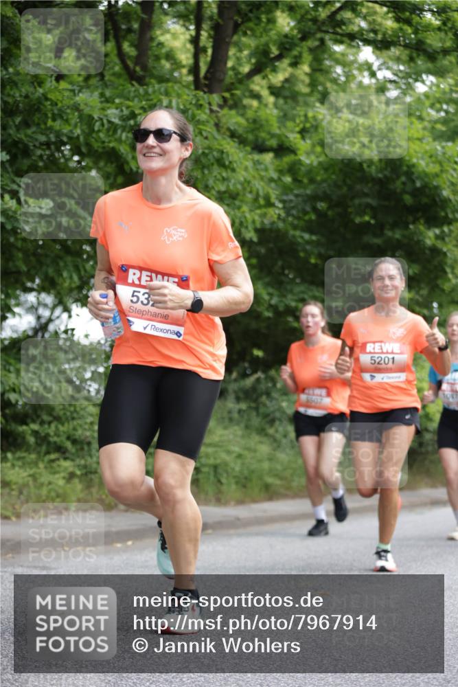 15.06.2025 - REWE Women's Run Jannik Wohlers http://msf.ph/oto/7967914 15.06.2025 10:03:02 Laufen 53, 5201 meine-sportfotos.de
