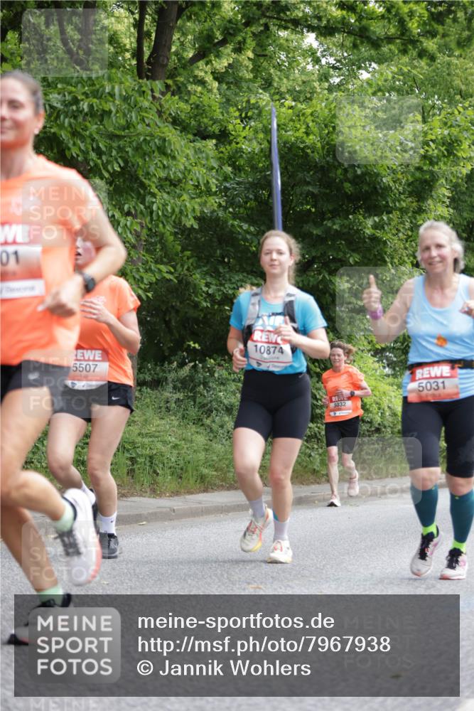 15.06.2025 - REWE Women's Run Jannik Wohlers http://msf.ph/oto/7967938 15.06.2025 10:03:03 Laufen 01, 5507, 10874, 5032, 5031 meine-sportfotos.de