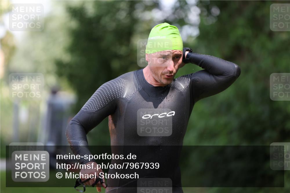 15.06.2025 - 7 Türme Triathlon Michael Strokosch http://msf.ph/oto/7967939 15.06.2025 12:53:37 Schwimmen 789, 855, 1072, 1133, 1156 meine-sportfotos.de