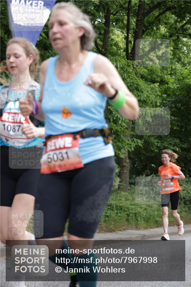 15.06.2025 - REWE Women's Run Jannik Wohlers http://msf.ph/oto/7967998 15.06.2025 10:03:04 Laufen 95, 30, 1087, 5031, 5032 meine-sportfotos.de