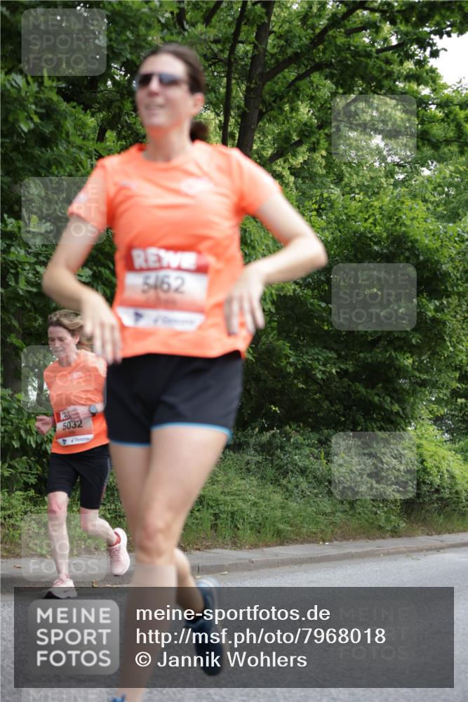 15.06.2025 - REWE Women's Run Jannik Wohlers http://msf.ph/oto/7968018 15.06.2025 10:03:06 Laufen 5032, 5462 meine-sportfotos.de