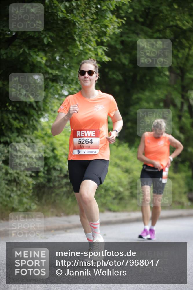 15.06.2025 - REWE Women's Run Jannik Wohlers http://msf.ph/oto/7968047 15.06.2025 10:03:11 Laufen 5264 meine-sportfotos.de