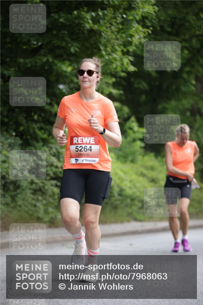 15.06.2025 - REWE Women's Run Jannik Wohlers http://msf.ph/oto/7968063 15.06.2025 10:03:11 Laufen 5264 meine-sportfotos.de