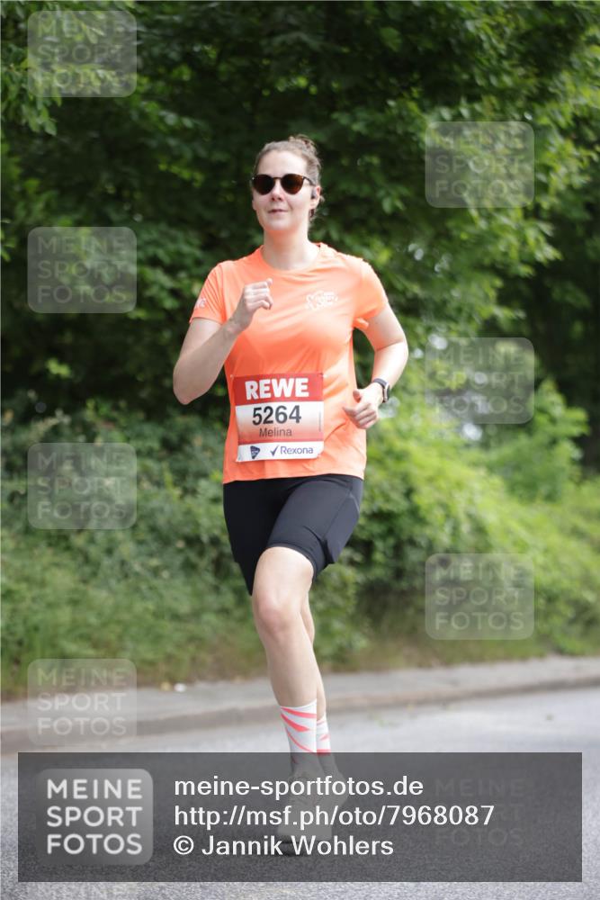 15.06.2025 - REWE Women's Run Jannik Wohlers http://msf.ph/oto/7968087 15.06.2025 10:03:11 Laufen 5264 meine-sportfotos.de