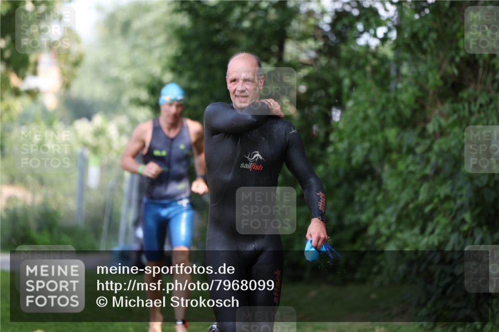 15.06.2025 - 7 Türme Triathlon Michael Strokosch http://msf.ph/oto/7968099 15.06.2025 12:54:06 Schwimmen 760, 862, 930, 978, 990, 996, 1016, 1045, 1181 meine-sportfotos.de