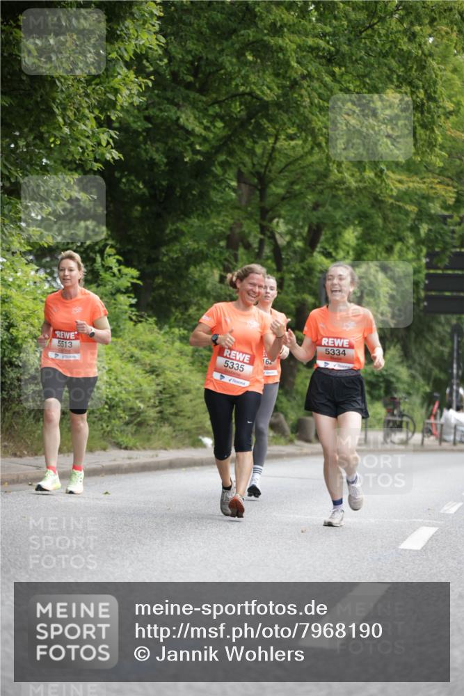 15.06.2025 - REWE Women's Run Jannik Wohlers http://msf.ph/oto/7968190 15.06.2025 10:03:19 Laufen 5513, 5335, 5334, 162 meine-sportfotos.de