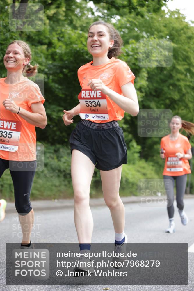 15.06.2025 - REWE Women's Run Jannik Wohlers http://msf.ph/oto/7968279 15.06.2025 10:03:23 Laufen 335, 5334, 5162 meine-sportfotos.de