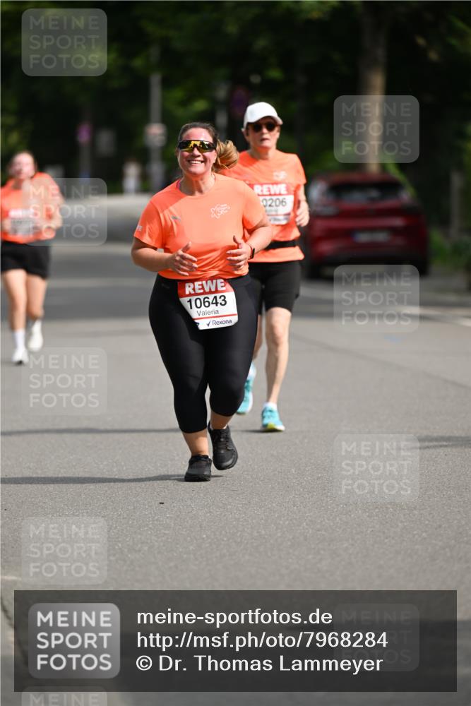 15.06.2025 - REWE Women's Run Dr. Thomas Lammeyer http://msf.ph/oto/7968284 15.06.2025 09:56:02 Laufen 10643, 0206 meine-sportfotos.de