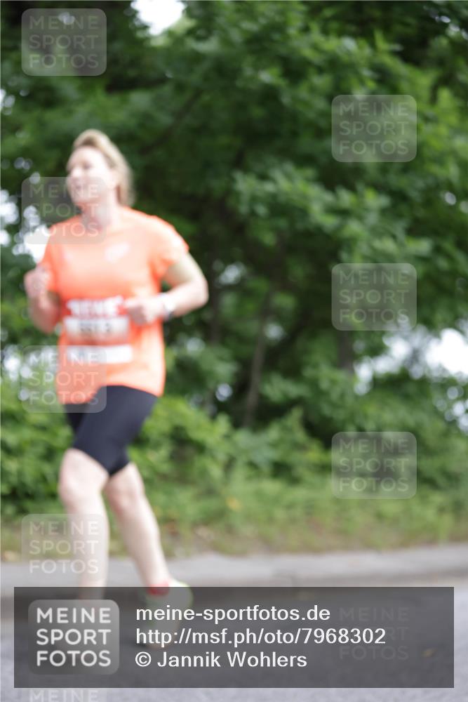 15.06.2025 - REWE Women's Run Jannik Wohlers http://msf.ph/oto/7968302 15.06.2025 10:03:24 Laufen  meine-sportfotos.de