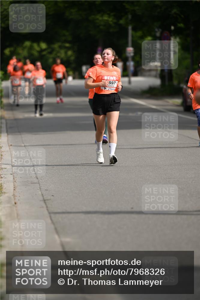 15.06.2025 - REWE Women's Run Dr. Thomas Lammeyer http://msf.ph/oto/7968326 15.06.2025 09:56:05 Laufen 597 meine-sportfotos.de
