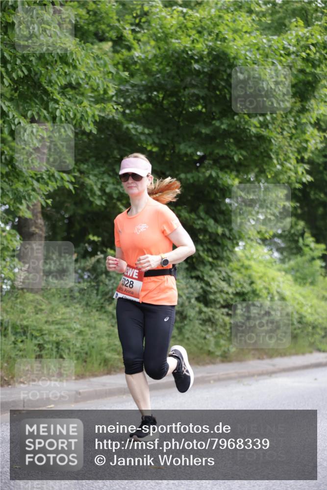 15.06.2025 - REWE Women's Run Jannik Wohlers http://msf.ph/oto/7968339 15.06.2025 10:03:37 Laufen 328 meine-sportfotos.de