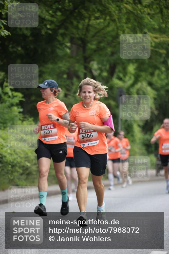 15.06.2025 - REWE Women's Run Jannik Wohlers http://msf.ph/oto/7968372 15.06.2025 10:03:39 Laufen 5207, 5405 meine-sportfotos.de