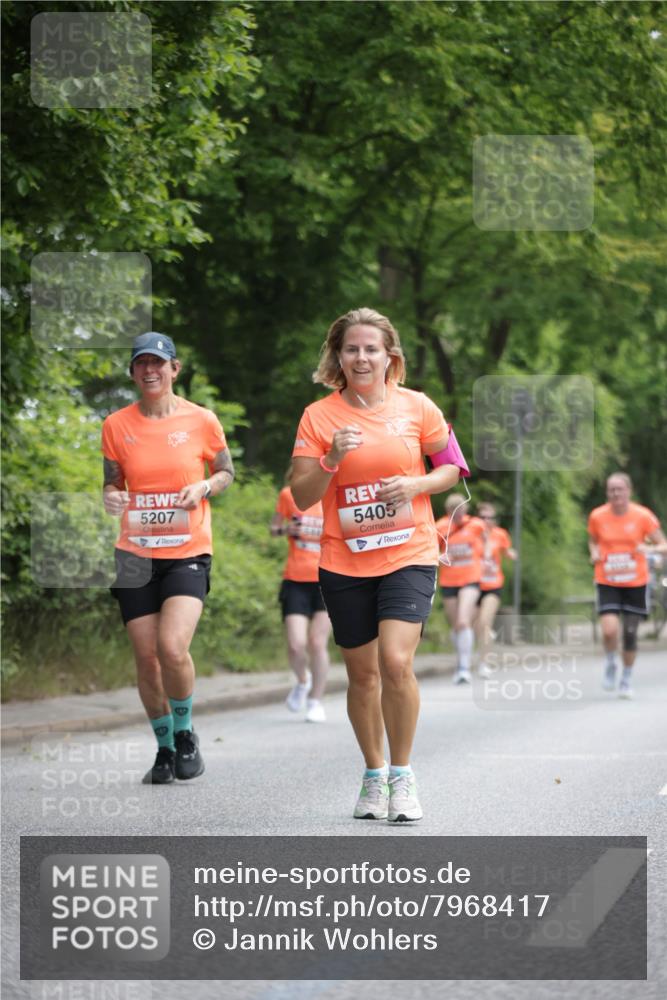 15.06.2025 - REWE Women's Run Jannik Wohlers http://msf.ph/oto/7968417 15.06.2025 10:03:40 Laufen 5207, 5405 meine-sportfotos.de