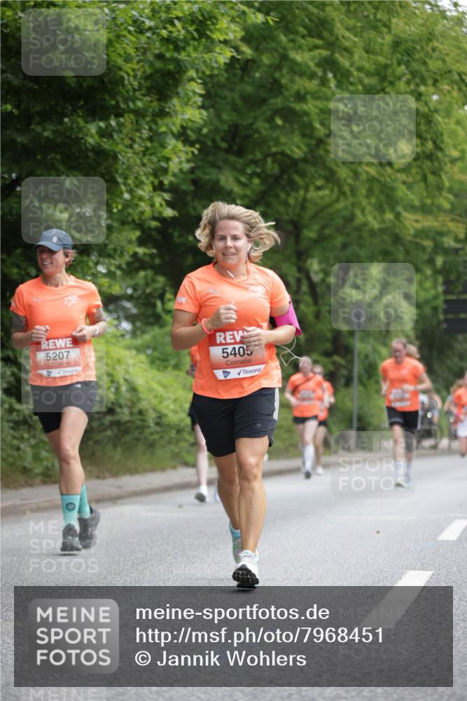 15.06.2025 - REWE Women's Run Jannik Wohlers http://msf.ph/oto/7968451 15.06.2025 10:03:41 Laufen 5207, 5405 meine-sportfotos.de