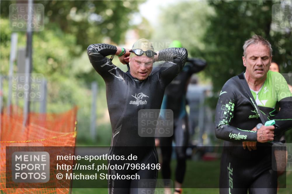 15.06.2025 - 7 Türme Triathlon Michael Strokosch http://msf.ph/oto/7968496 15.06.2025 12:54:51 Schwimmen 157, 701, 719, 723, 740, 762, 881, 916, 939, 945, 998, 1024, 1104, 1105, 1182 meine-sportfotos.de