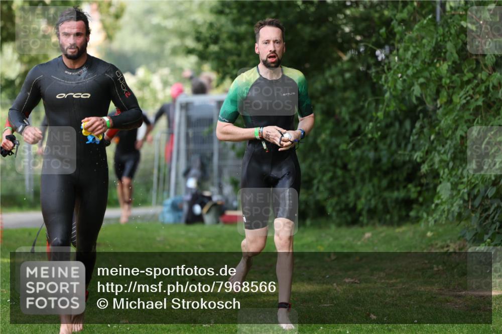 15.06.2025 - 7 Türme Triathlon Michael Strokosch http://msf.ph/oto/7968566 15.06.2025 12:55:02 Schwimmen 157, 701, 719, 723, 745, 762, 772, 846, 859, 865, 881, 939, 945, 950, 952, 1019, 1024, 1152, 1182 meine-sportfotos.de