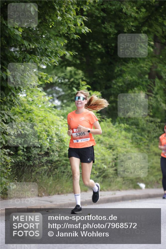 15.06.2025 - REWE Women's Run Jannik Wohlers http://msf.ph/oto/7968572 15.06.2025 10:03:54 Laufen 5305, 4 meine-sportfotos.de
