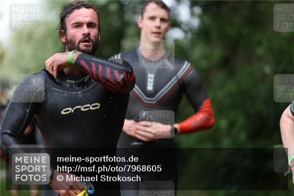 15.06.2025 - 7 Türme Triathlon Michael Strokosch http://msf.ph/oto/7968605 15.06.2025 12:55:05 Schwimmen 157, 701, 723, 727, 745, 762, 772, 801, 846, 859, 865, 881, 945, 950, 952, 1019, 1024, 1152, 1182 meine-sportfotos.de