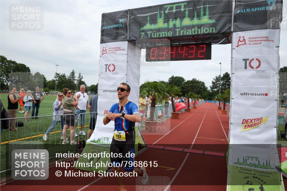 15.06.2025 - 7 Türme Triathlon Michael Strokosch http://msf.ph/oto/7968615 15.06.2025 13:44:32 Ziel 1133 meine-sportfotos.de