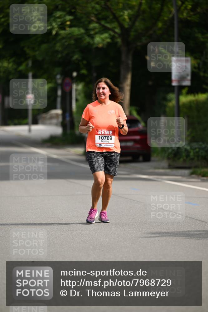 15.06.2025 - REWE Women's Run Dr. Thomas Lammeyer http://msf.ph/oto/7968729 15.06.2025 09:56:40 Laufen 10769 meine-sportfotos.de