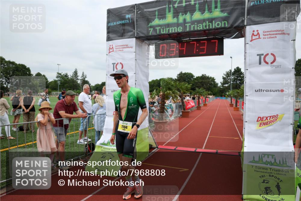 15.06.2025 - 7 Türme Triathlon Michael Strokosch http://msf.ph/oto/7968808 15.06.2025 13:47:36 Ziel 1104 meine-sportfotos.de