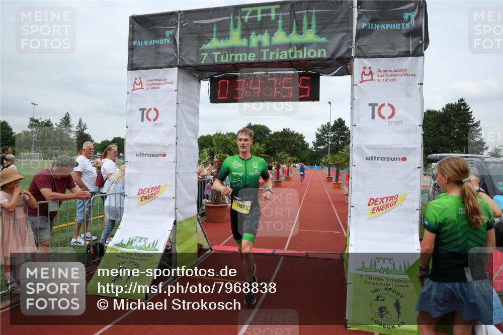 15.06.2025 - 7 Türme Triathlon Michael Strokosch http://msf.ph/oto/7968838 15.06.2025 13:47:55 Ziel 1171, 1182 meine-sportfotos.de