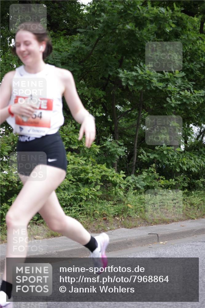 15.06.2025 - REWE Women's Run Jannik Wohlers http://msf.ph/oto/7968864 15.06.2025 10:04:00 Laufen 54 meine-sportfotos.de