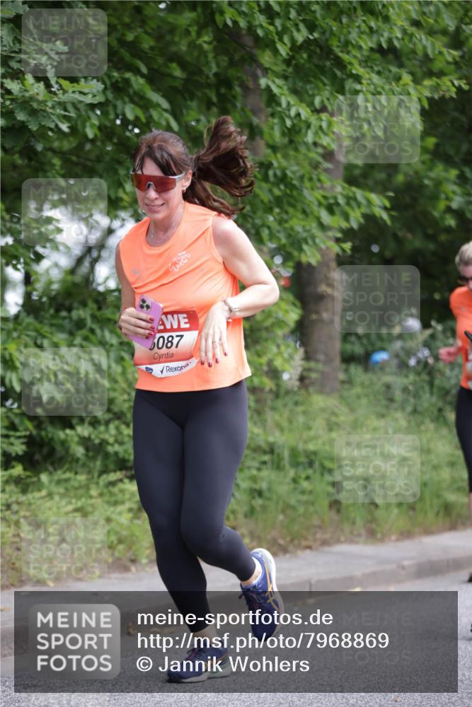 15.06.2025 - REWE Women's Run Jannik Wohlers http://msf.ph/oto/7968869 15.06.2025 10:04:03 Laufen 087 meine-sportfotos.de