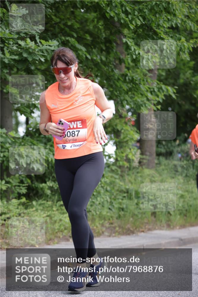 15.06.2025 - REWE Women's Run Jannik Wohlers http://msf.ph/oto/7968876 15.06.2025 10:04:03 Laufen 087 meine-sportfotos.de