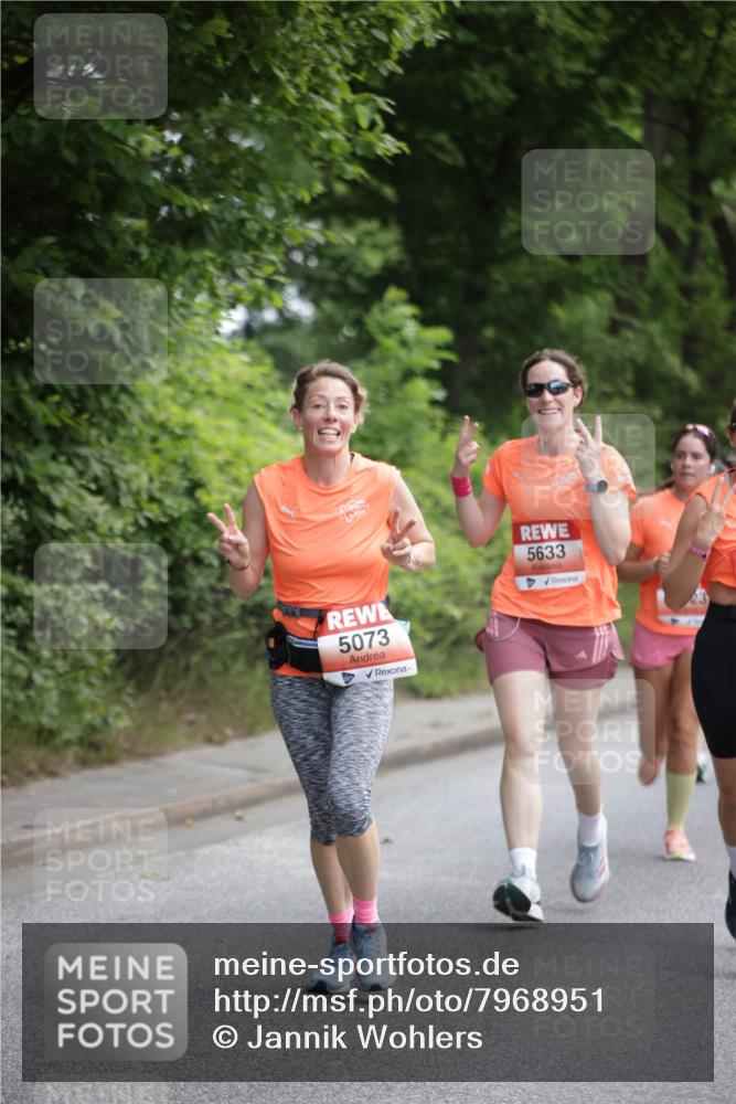 15.06.2025 - REWE Women's Run Jannik Wohlers http://msf.ph/oto/7968951 15.06.2025 10:04:10 Laufen 5073, 5633 meine-sportfotos.de
