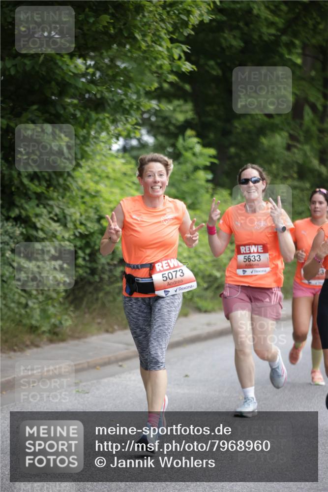 15.06.2025 - REWE Women's Run Jannik Wohlers http://msf.ph/oto/7968960 15.06.2025 10:04:10 Laufen 5073, 5633 meine-sportfotos.de