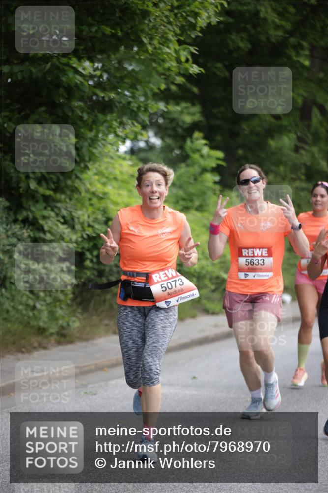 15.06.2025 - REWE Women's Run Jannik Wohlers http://msf.ph/oto/7968970 15.06.2025 10:04:10 Laufen 5073, 5633 meine-sportfotos.de