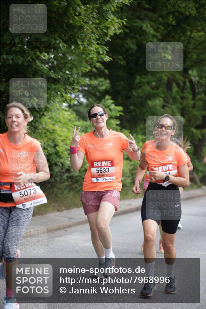 15.06.2025 - REWE Women's Run Jannik Wohlers http://msf.ph/oto/7968996 15.06.2025 10:04:11 Laufen 5073, 5633 meine-sportfotos.de