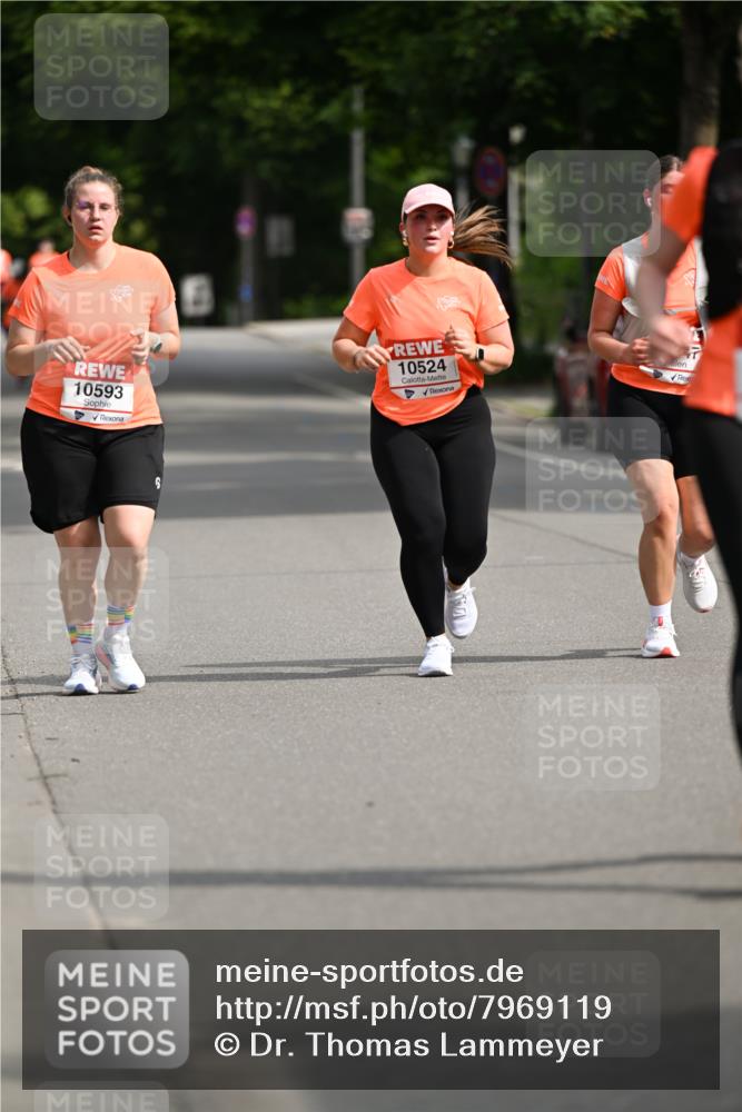 15.06.2025 - REWE Women's Run Dr. Thomas Lammeyer http://msf.ph/oto/7969119 15.06.2025 09:57:16 Laufen 10593, 10524 meine-sportfotos.de