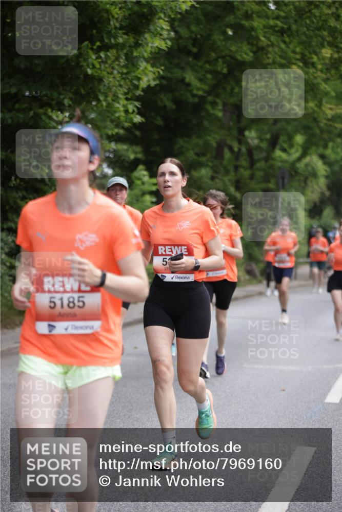15.06.2025 - REWE Women's Run Jannik Wohlers http://msf.ph/oto/7969160 15.06.2025 10:04:17 Laufen 5185, 5 meine-sportfotos.de