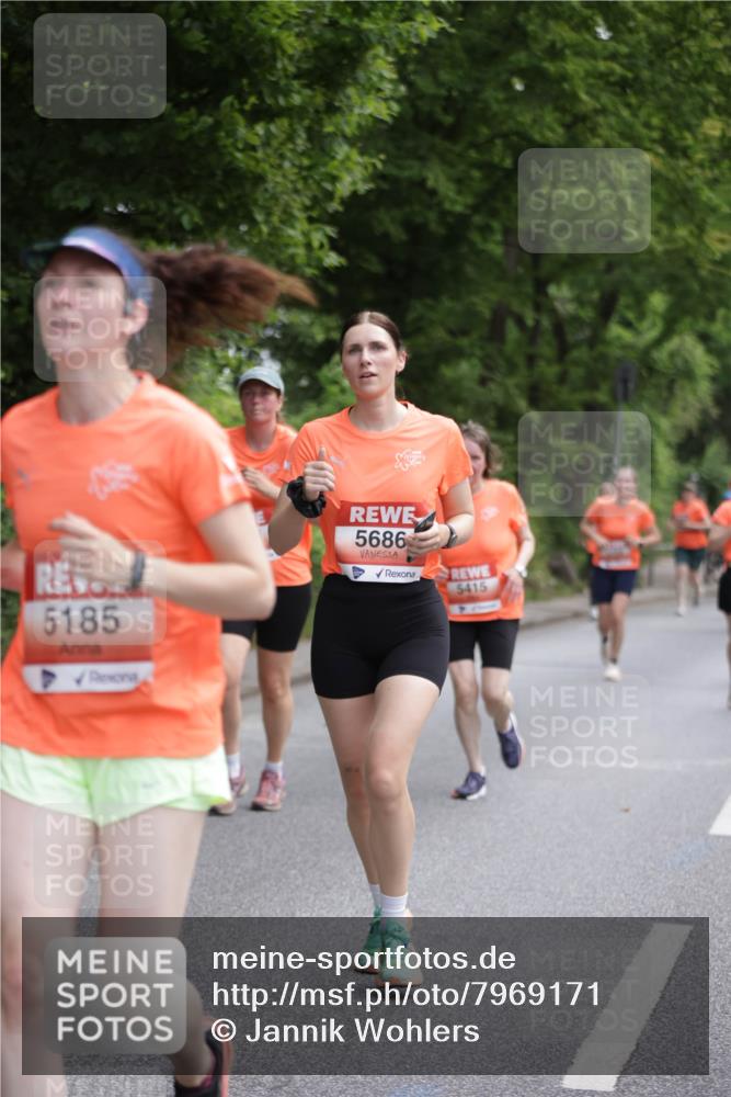15.06.2025 - REWE Women's Run Jannik Wohlers http://msf.ph/oto/7969171 15.06.2025 10:04:17 Laufen 5185, 5686, 5415 meine-sportfotos.de