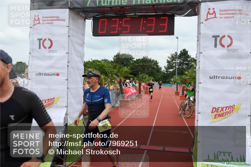 15.06.2025 - 7 Türme Triathlon Michael Strokosch http://msf.ph/oto/7969251 15.06.2025 13:51:33 Ziel 282, 772, 955, 1072 meine-sportfotos.de