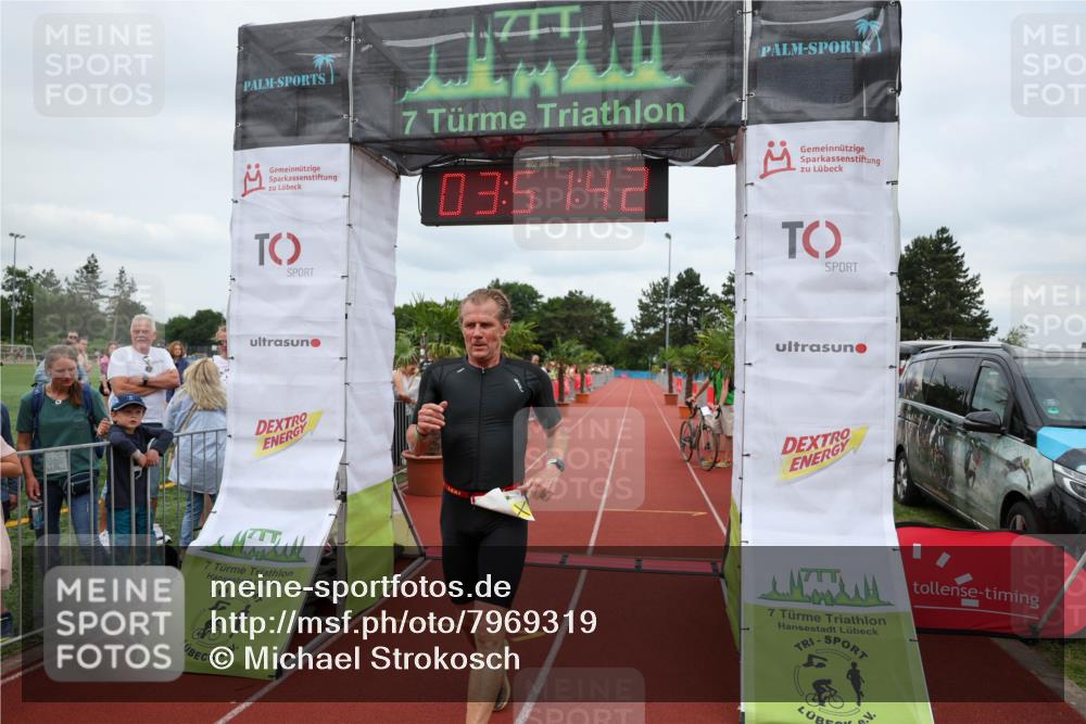15.06.2025 - 7 Türme Triathlon Michael Strokosch http://msf.ph/oto/7969319 15.06.2025 13:51:42 Ziel 772, 842 meine-sportfotos.de