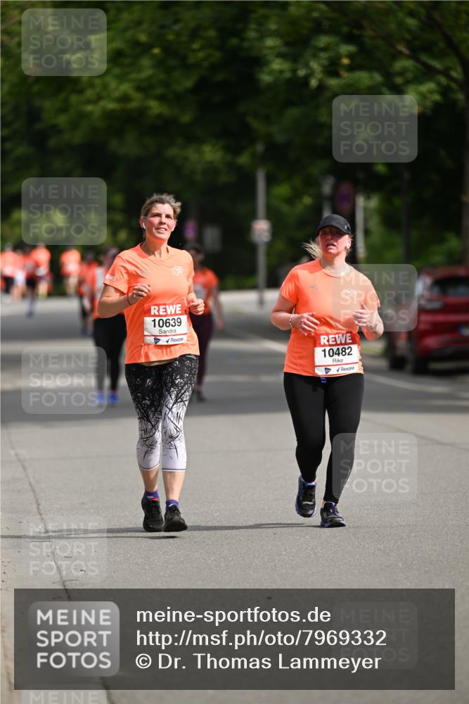 15.06.2025 - REWE Women's Run Dr. Thomas Lammeyer http://msf.ph/oto/7969332 15.06.2025 09:58:02 Laufen 10639, 10482 meine-sportfotos.de