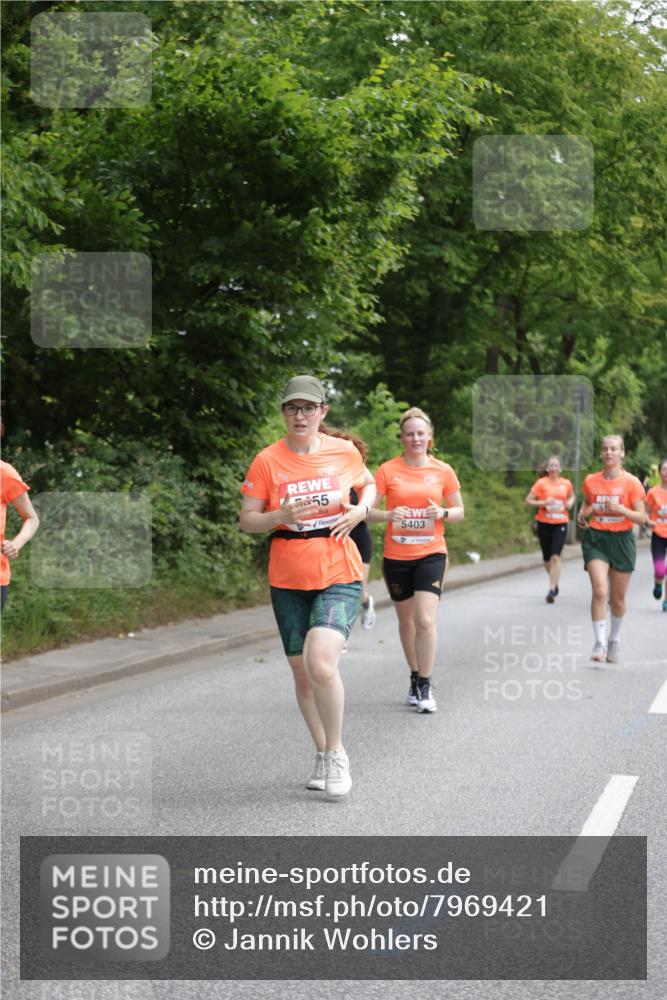 15.06.2025 - REWE Women's Run Jannik Wohlers http://msf.ph/oto/7969421 15.06.2025 10:04:28 Laufen 55, 5403 meine-sportfotos.de