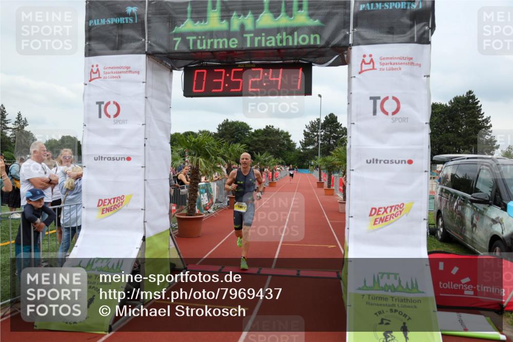 15.06.2025 - 7 Türme Triathlon Michael Strokosch http://msf.ph/oto/7969437 15.06.2025 13:52:41 Ziel 1181 meine-sportfotos.de