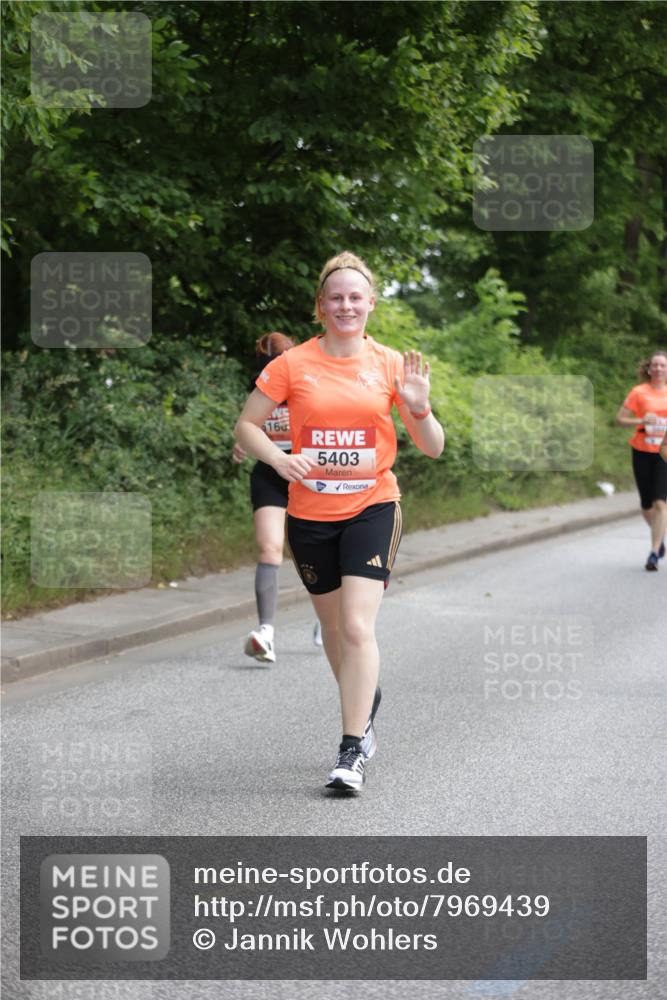 15.06.2025 - REWE Women's Run Jannik Wohlers http://msf.ph/oto/7969439 15.06.2025 10:04:29 Laufen 16, 5403 meine-sportfotos.de