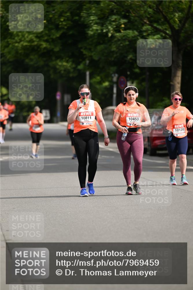 15.06.2025 - REWE Women's Run Dr. Thomas Lammeyer http://msf.ph/oto/7969459 15.06.2025 09:58:14 Laufen 10811, 10453, 10120 meine-sportfotos.de